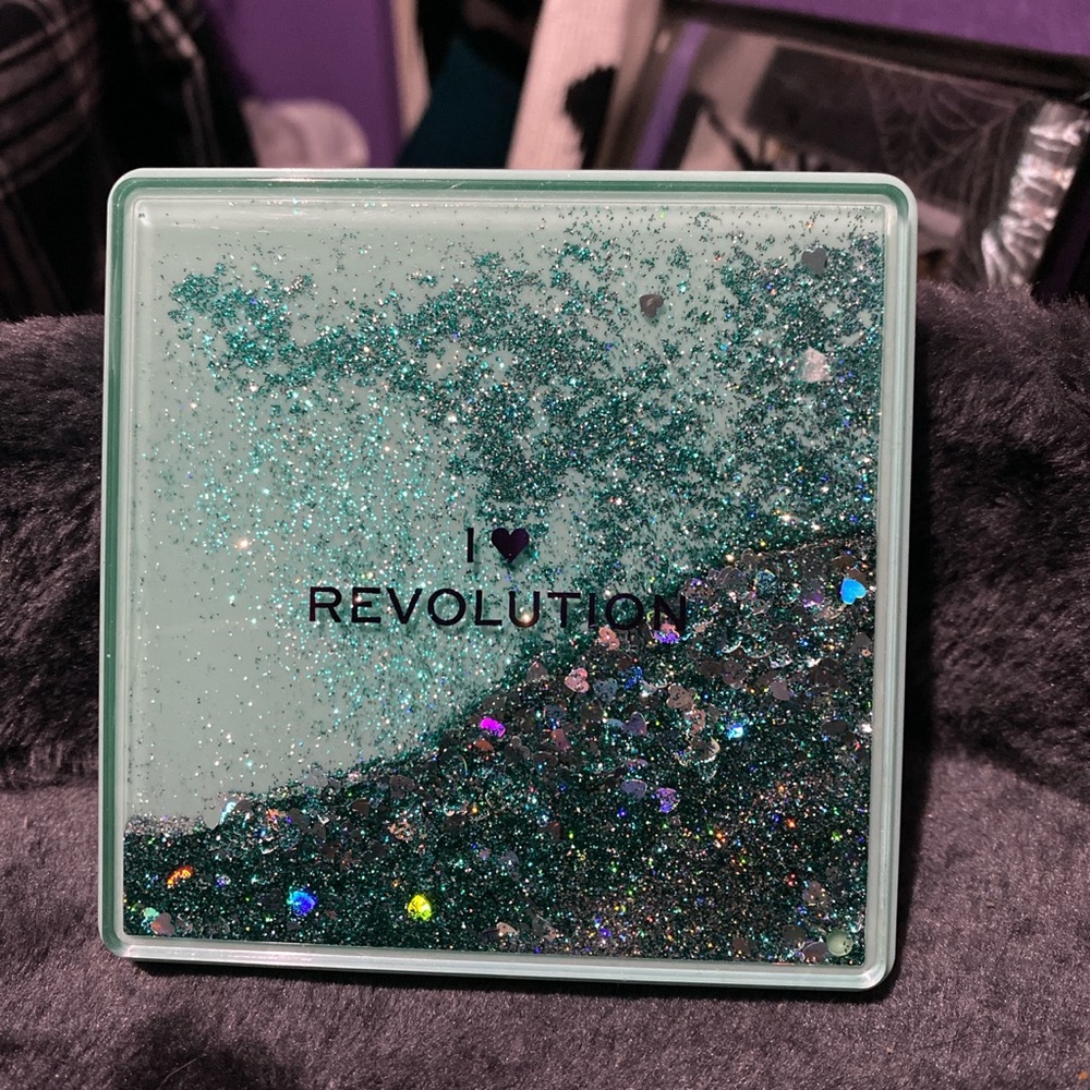 i heart revolution blue palette
